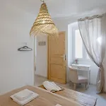 Guesthost - Azurea & Roomy Flat *
