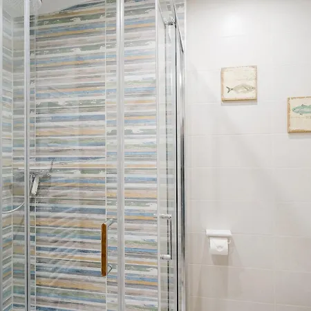 Apartamento Guesthost - Azurea & Roomy Flat San Remo